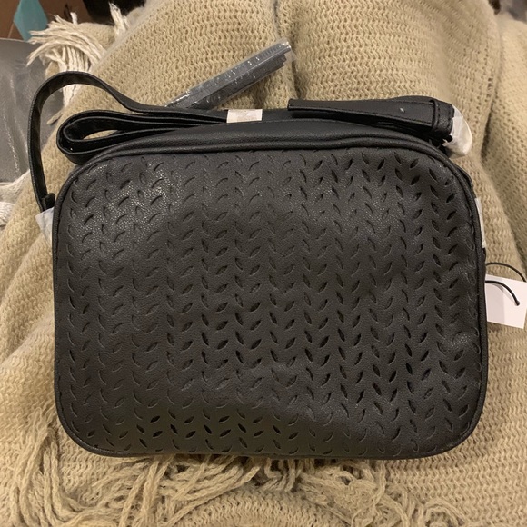 delilah crossbody shoulder bag